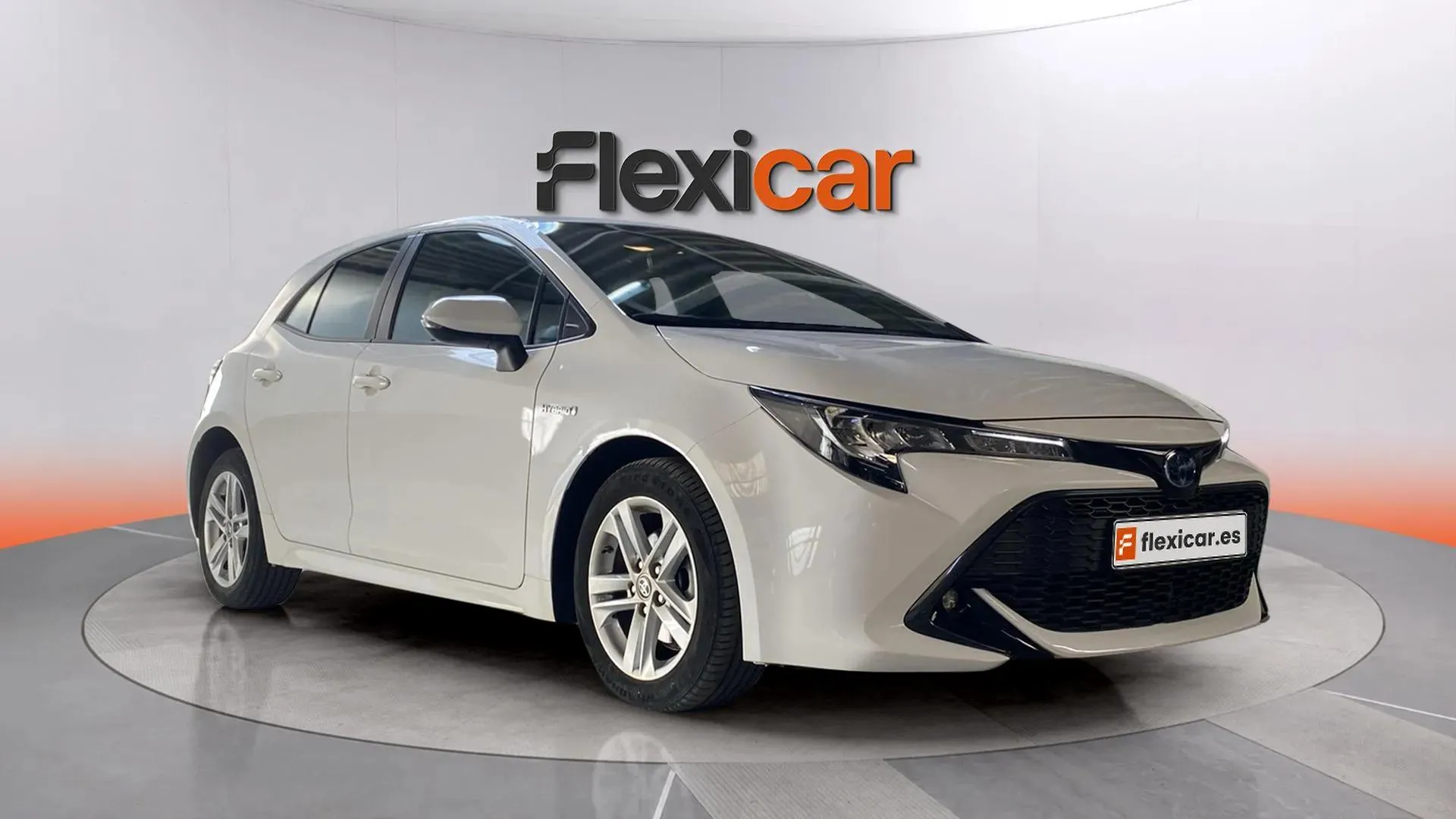 Toyota Corolla 1.8 125H ACTIVE TECH E-CVT