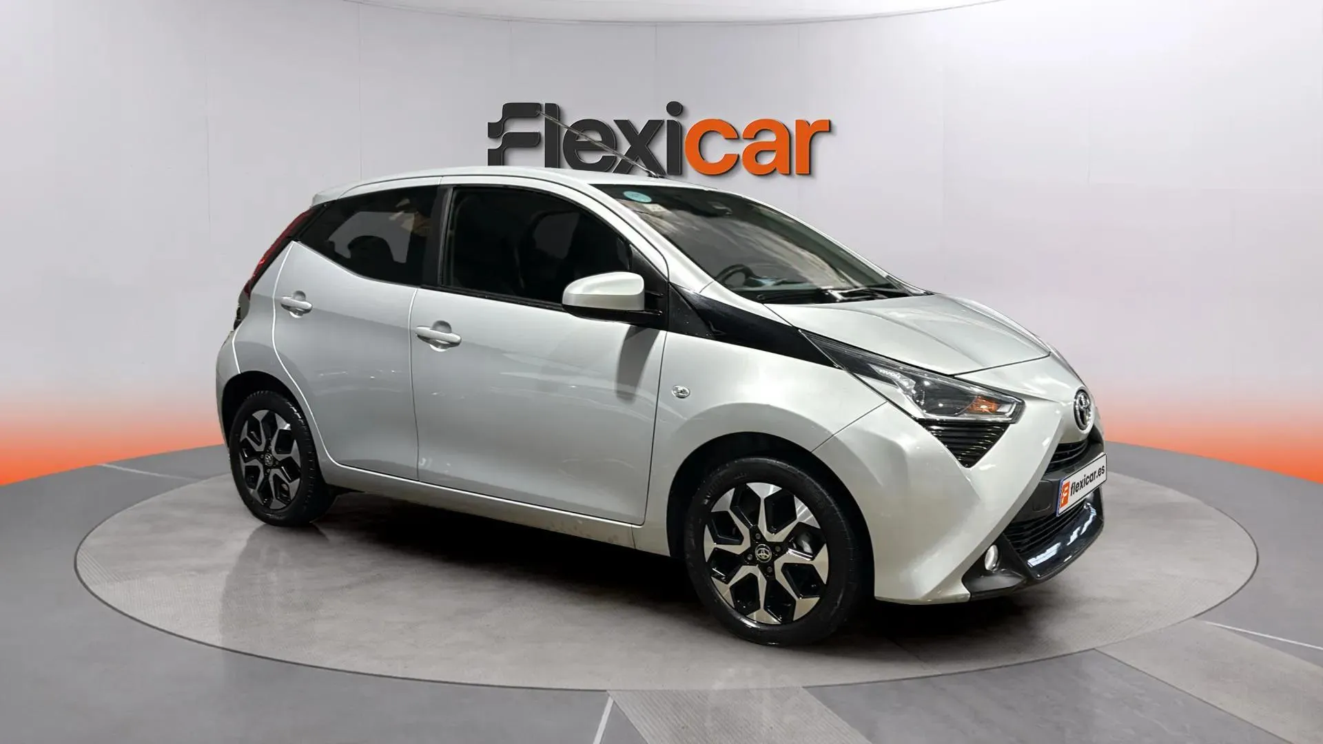 Toyota Aygo 1.0 70 x-play