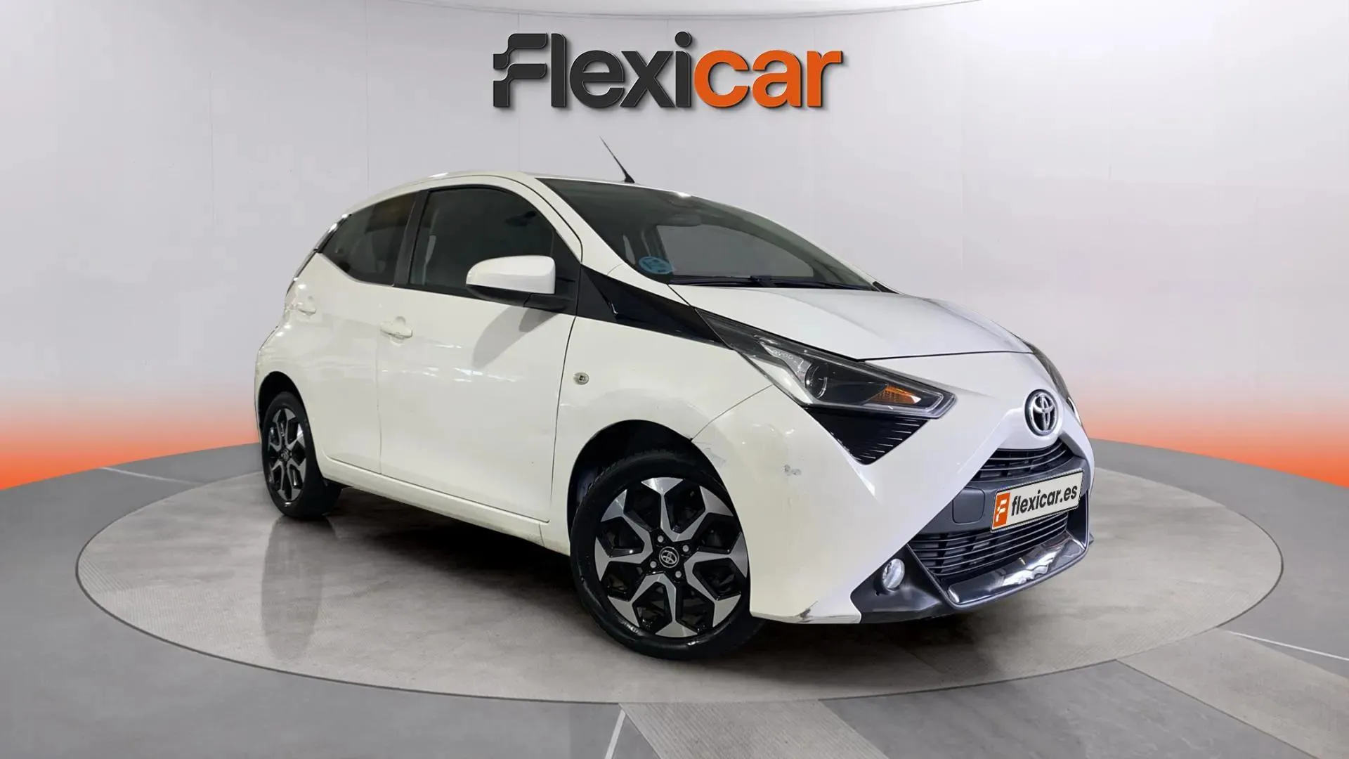 Toyota Aygo 1.0 70 x-play