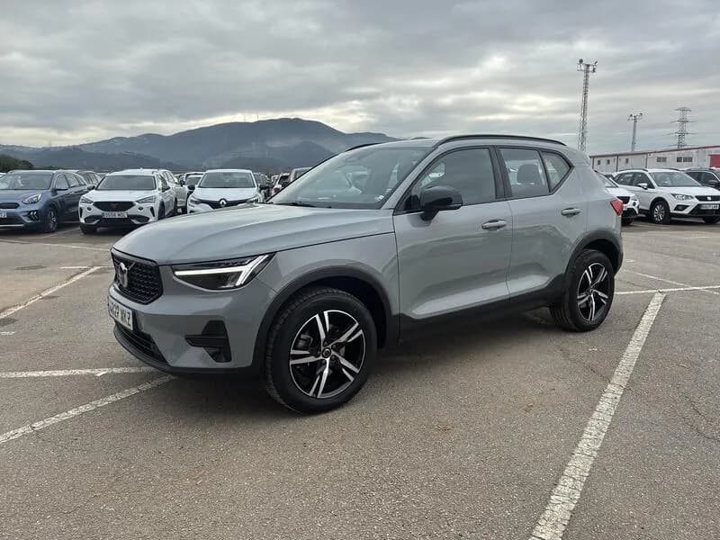 Volvo XC40 2.0 B3 G Plus Dark 163CV