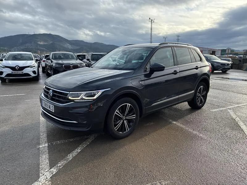 Volkswagen Tiguan Life eHybrid 1.4 TSI 244CV