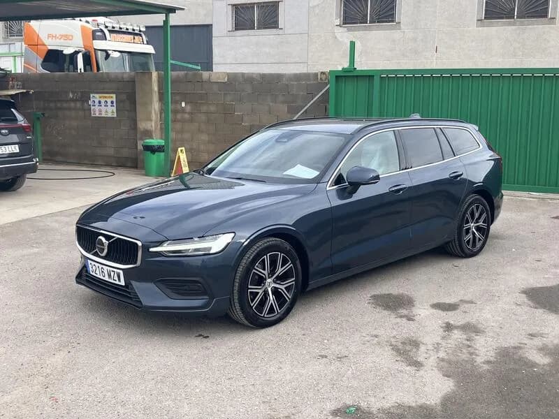 Volvo V60 2.0 B4 Core Auto 197CV