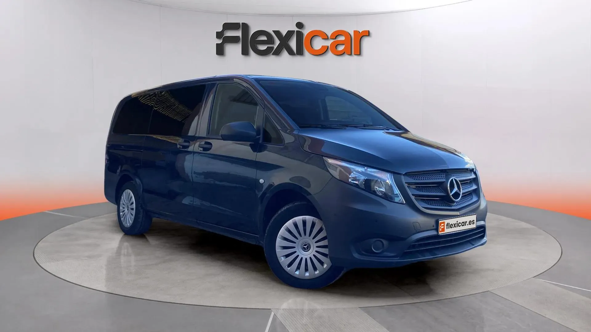 Mercedes-Benz Vito 114CDI AT 100kW Tourer Pro Larga - 4P (2024)