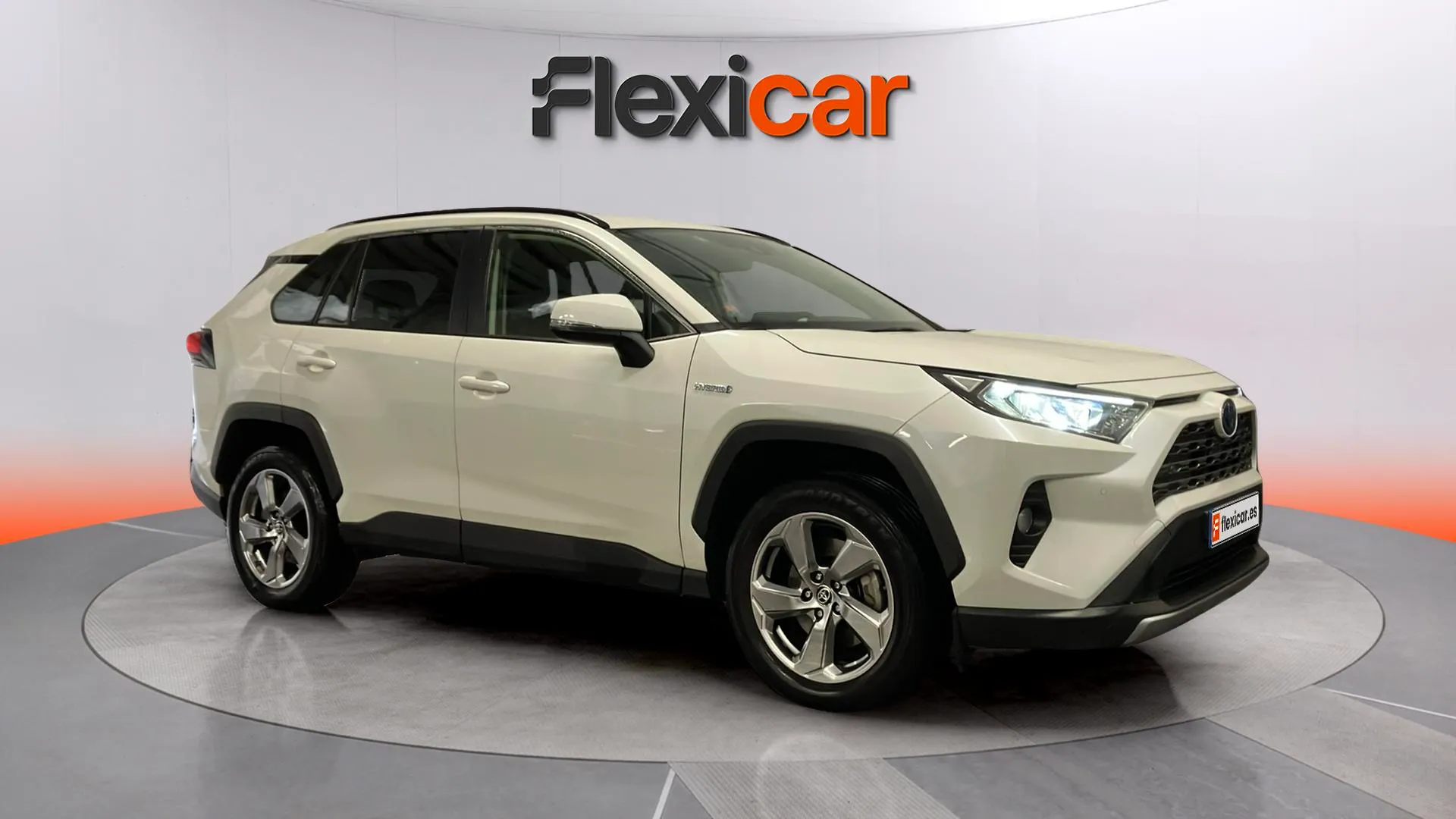 Toyota RAV4 2.5l 220H Advance