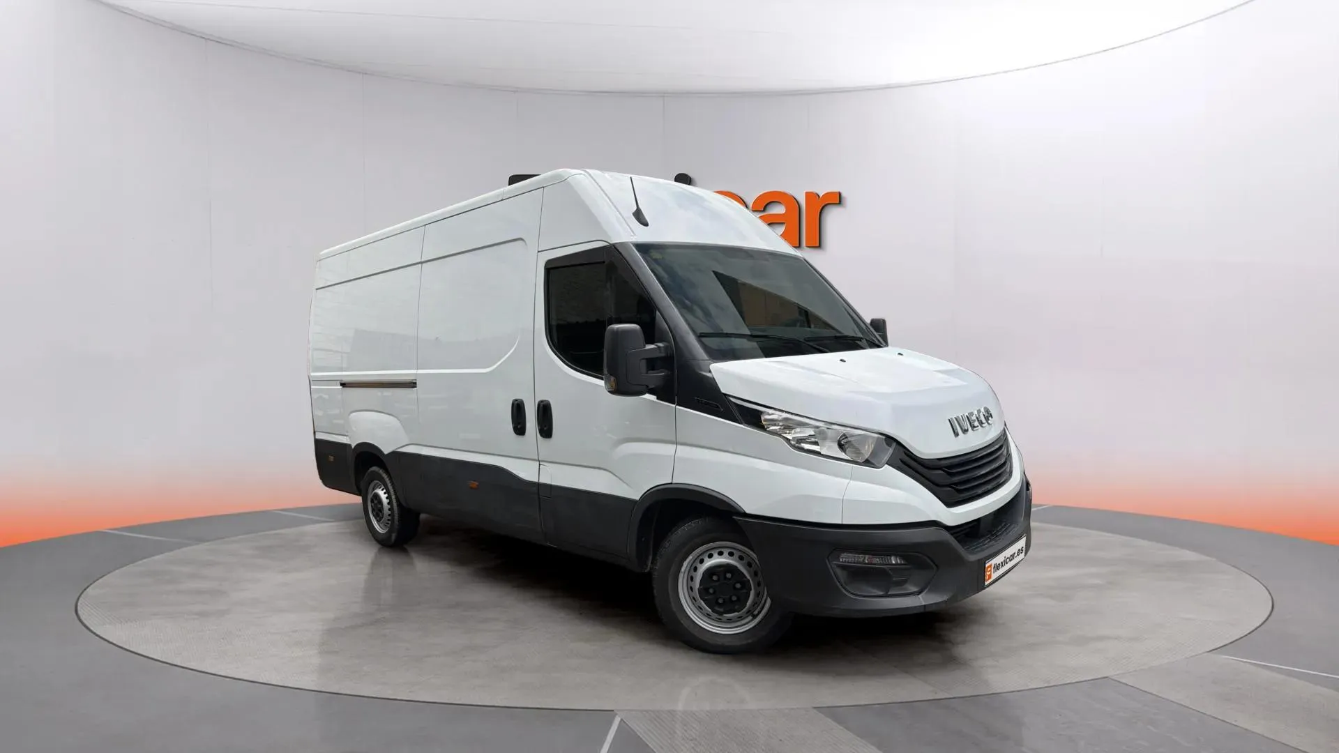 Iveco Daily 2.3 TD 35S 16 V 3520L/H2 12 M