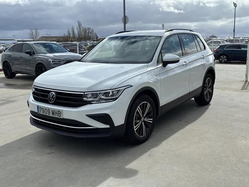 Volkswagen Tiguan Life eHybrid 1.4 TSI 245CV