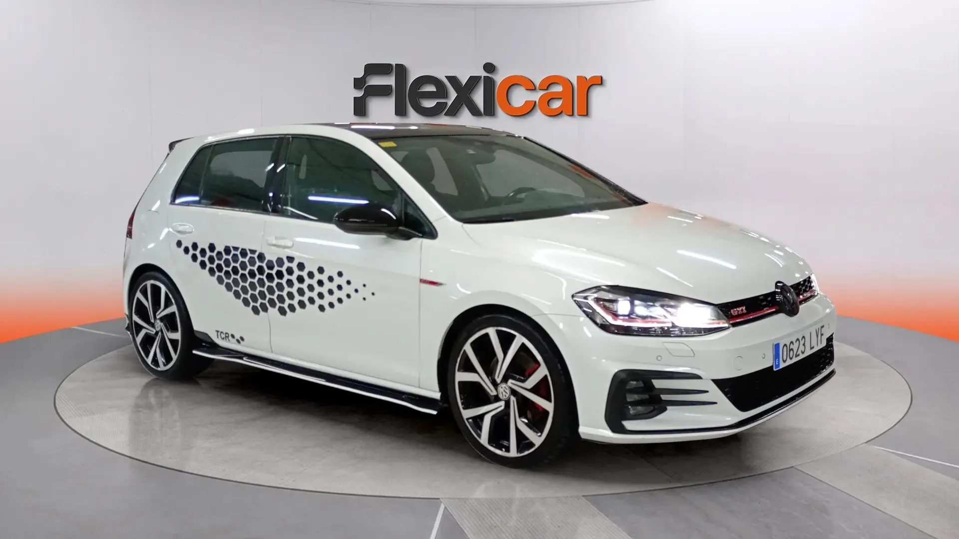 Volkswagen Golf GTI Performance 2.0 TSI 230CV DSG BMT