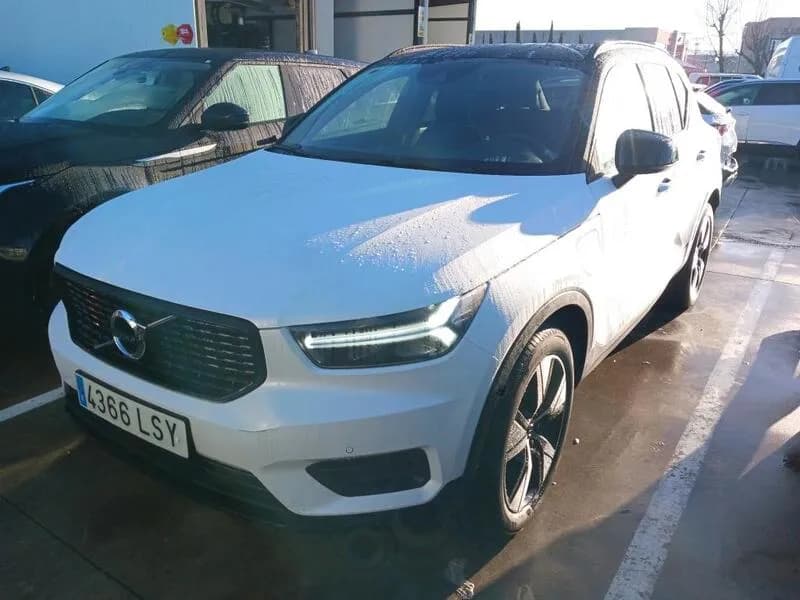 Volvo XC40 1.5 T4 Twin Recharge R-Design Auto