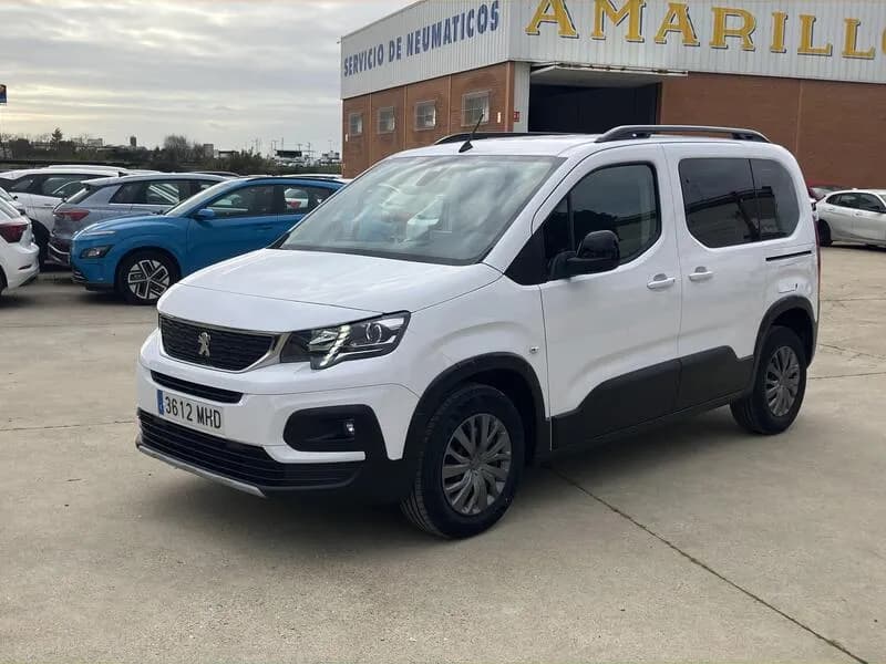 Peugeot Rifter Allure Business Standard 1.5 HDi