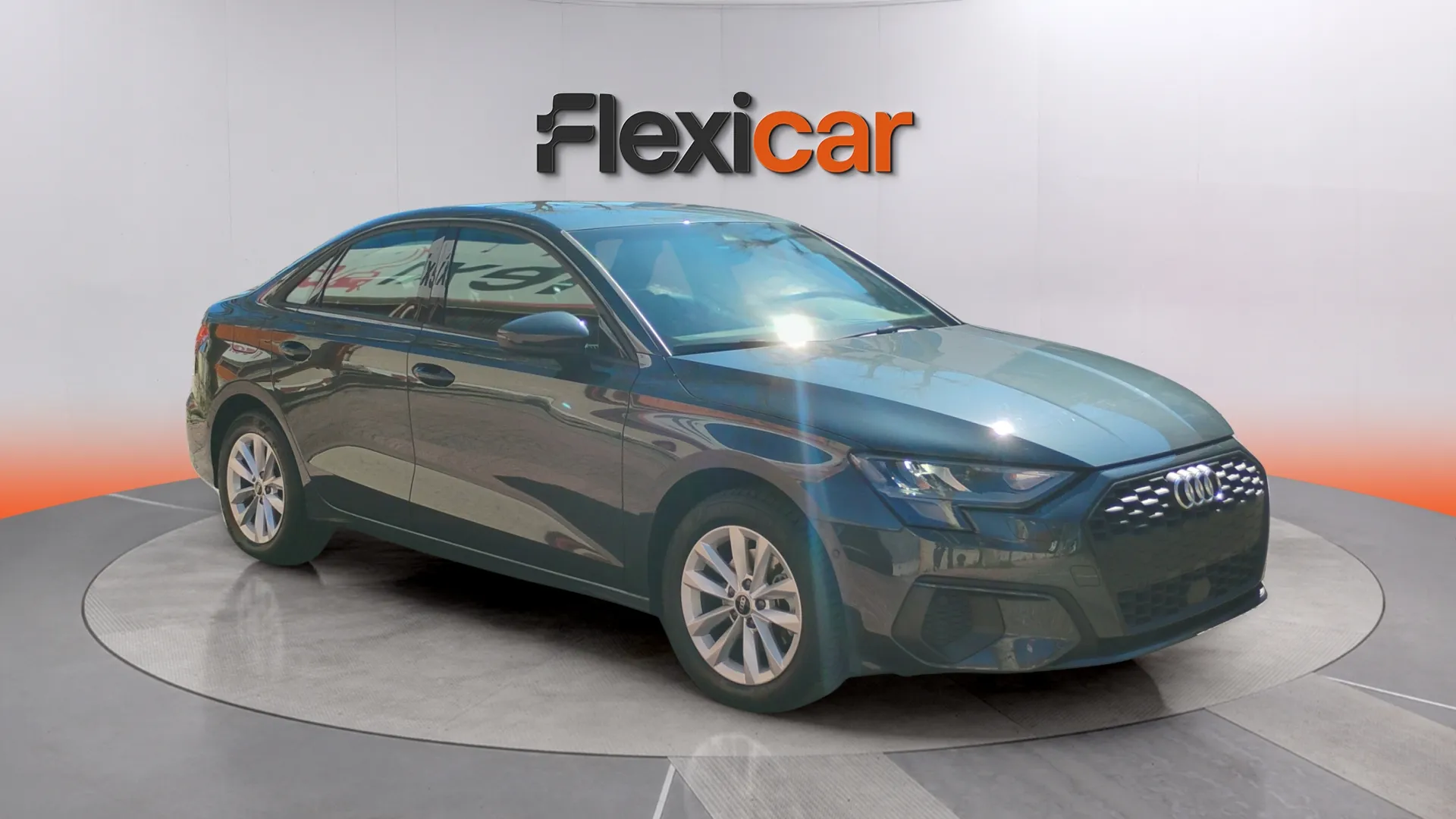Audi A3 Sedan 30 TFSI 81kW (110CV) S tronic - 4P (2023)