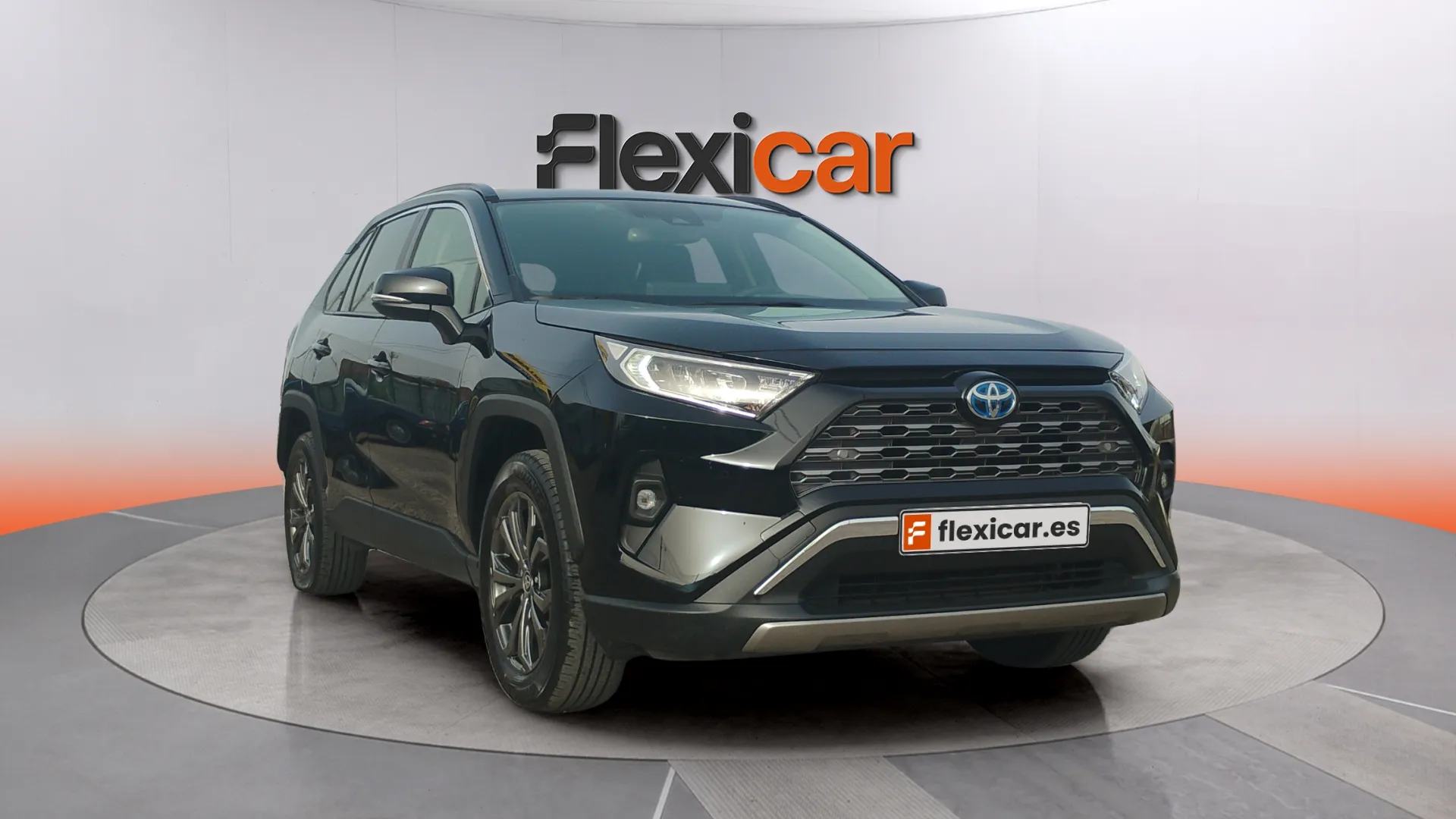 Toyota RAV4 2.5l 220H Advance