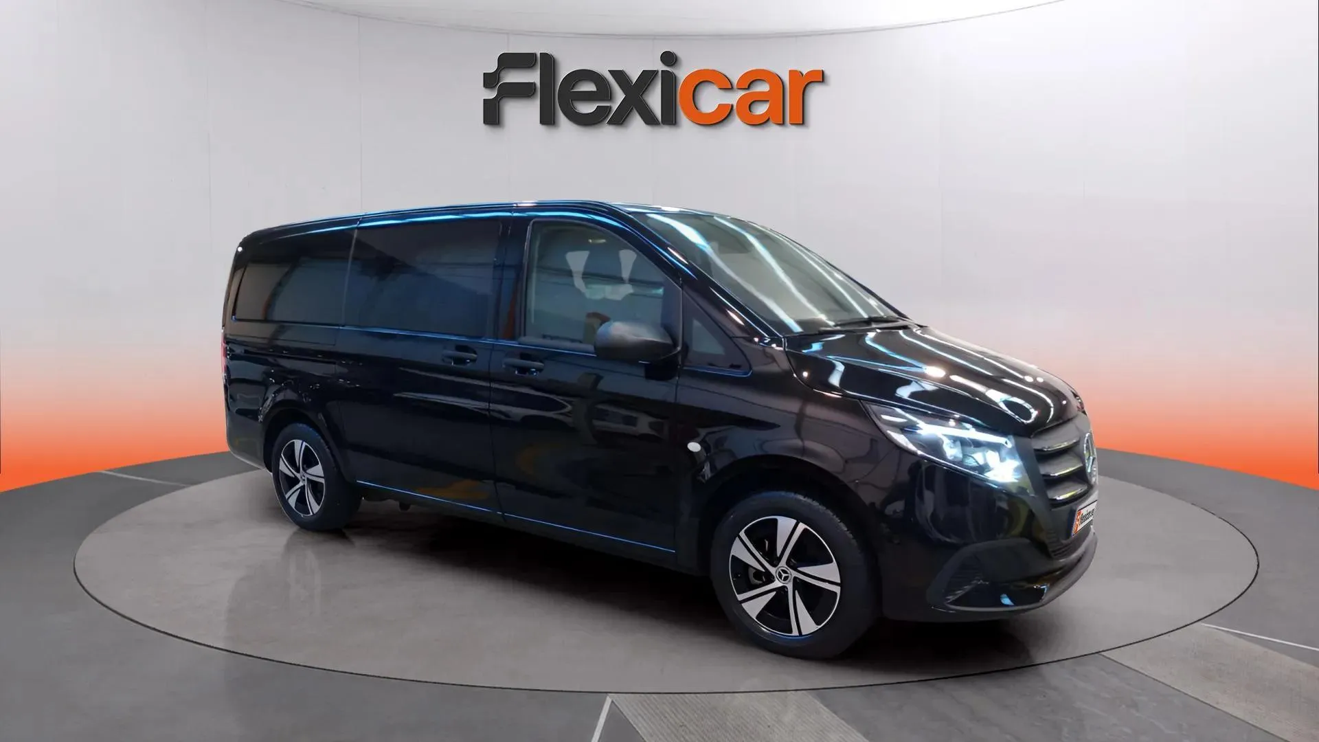 Mercedes-Benz Vito 116CDI AT 120kW Tourer Pro Larga - 4P (2025)