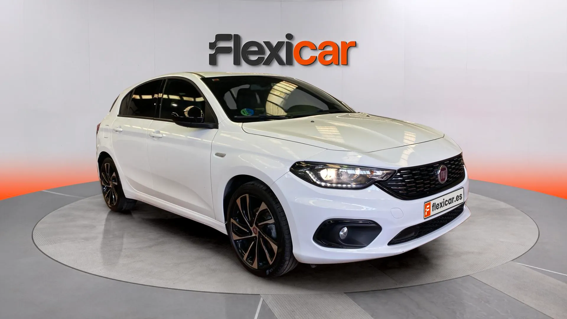 Fiat Tipo 1.4 16v Easy 70kW (95CV) gasolina 5p.