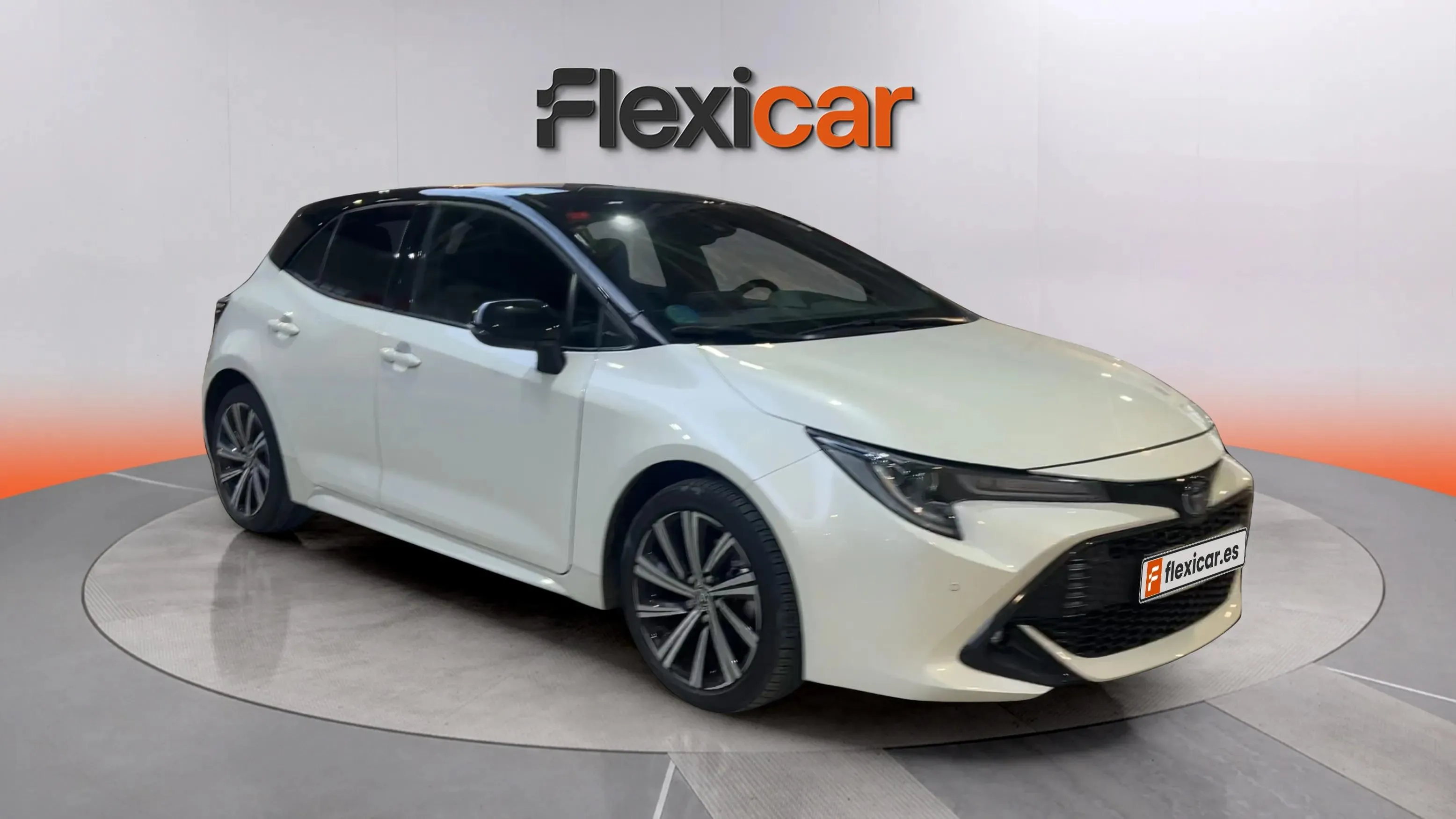 Toyota Corolla 2.0 180H ADVANCE E-CVT