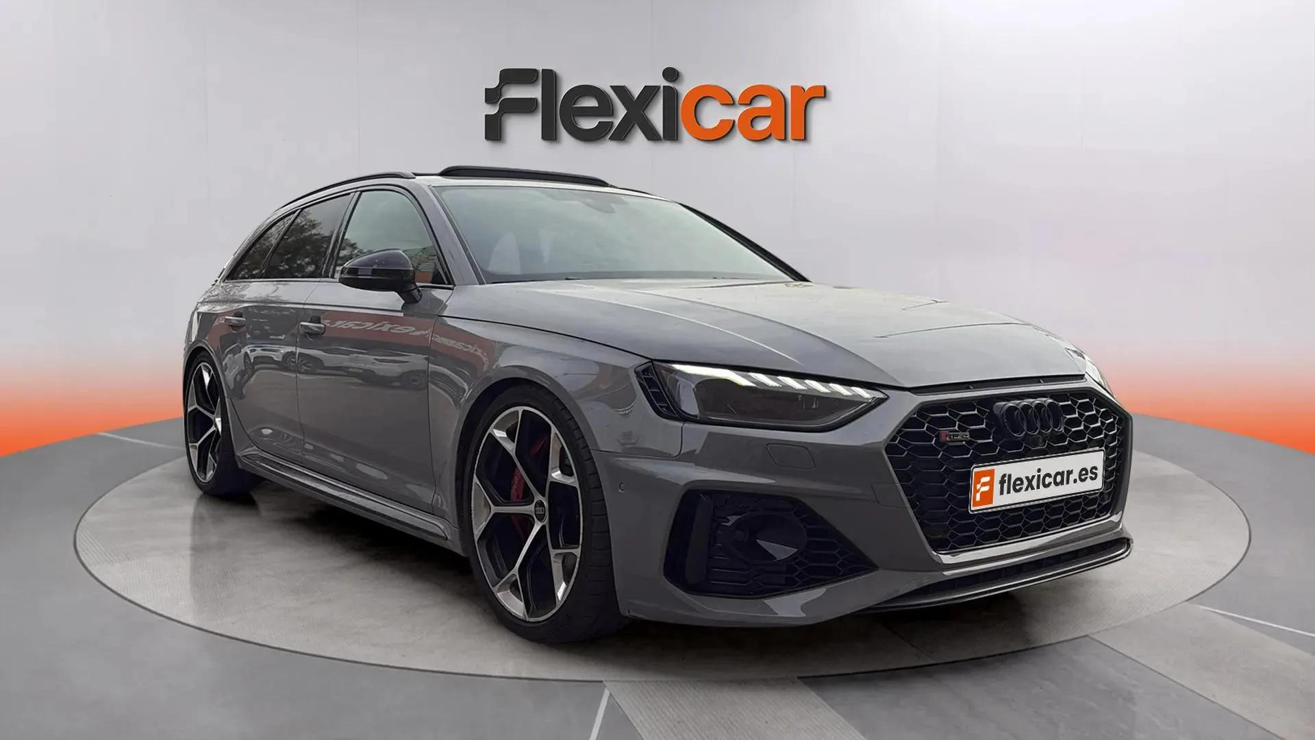 Audi A4 RS4 Avant Competit Plus TFS 331 kW tiptr