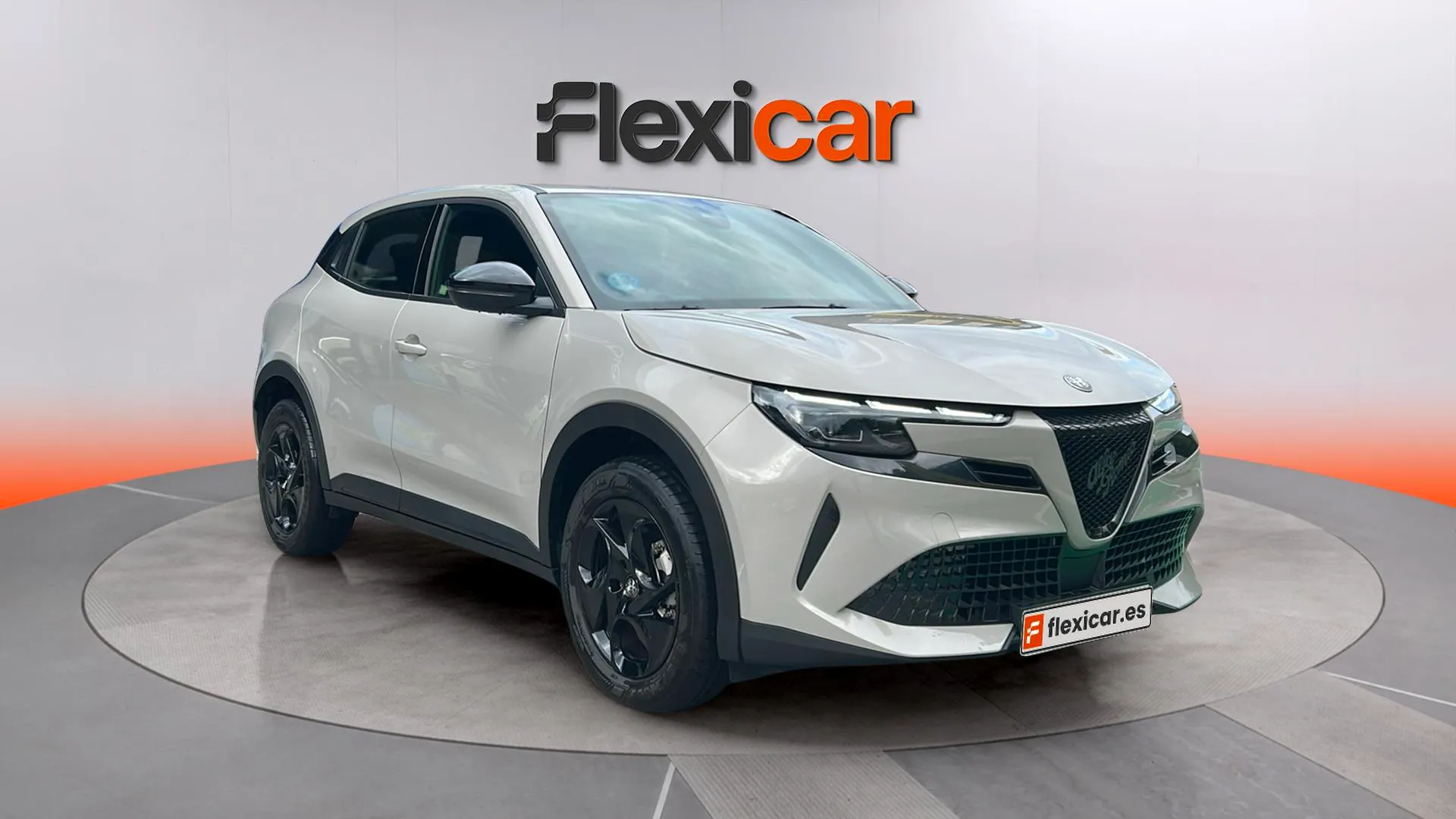 Alfa Romeo Junior Ibrida 107kW (145CV)