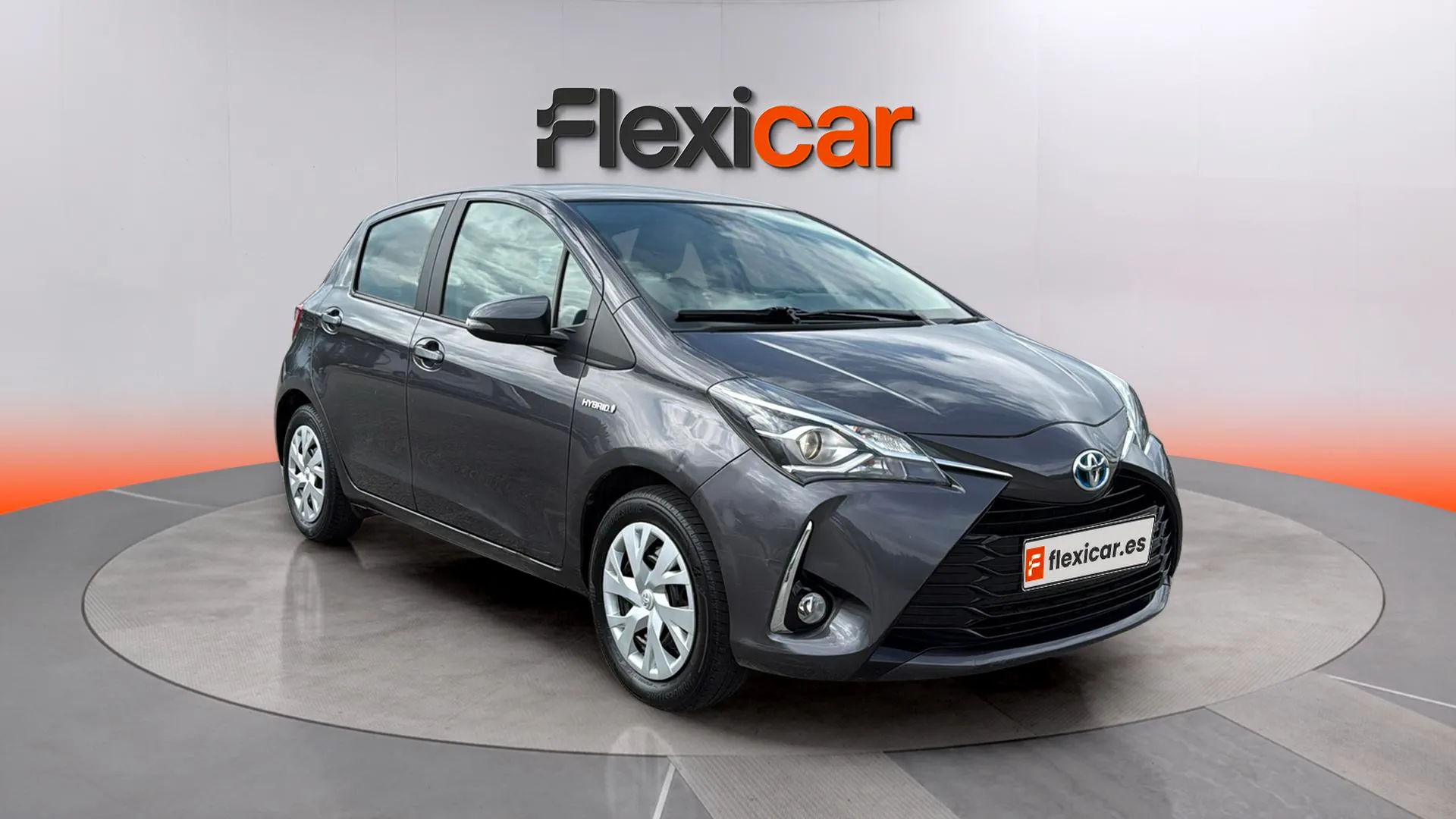 Toyota Yaris 1.5 120H Business Plus