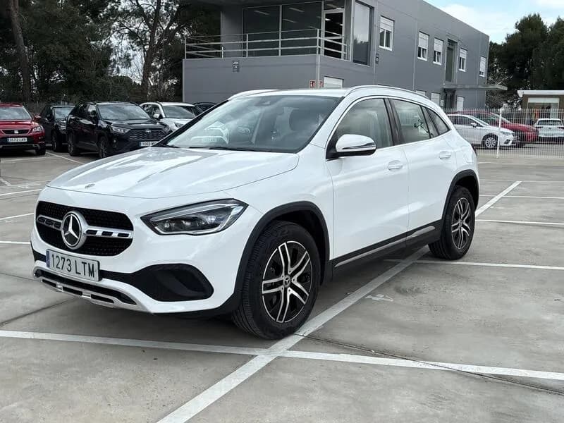 Mercedes-Benz Clase GLA 220 D 4MATIC