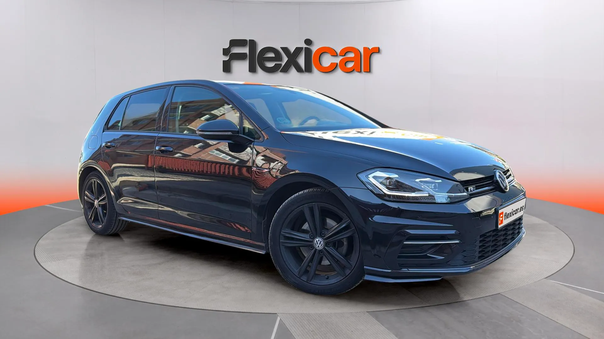 Volkswagen Golf Sport R-Line 1.5 TSI 110kW DSG Variant