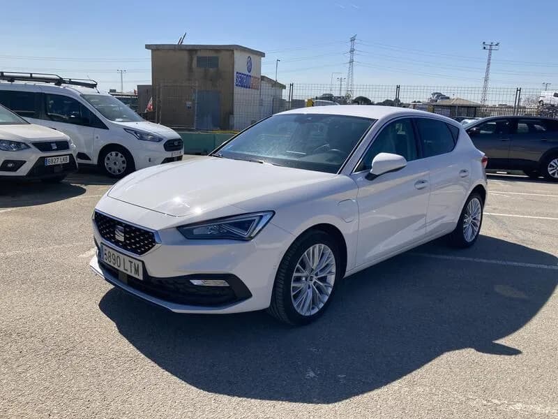 SEAT Leon 1.4 e-Hybrid DSG-6 S&S Xcellence Go L