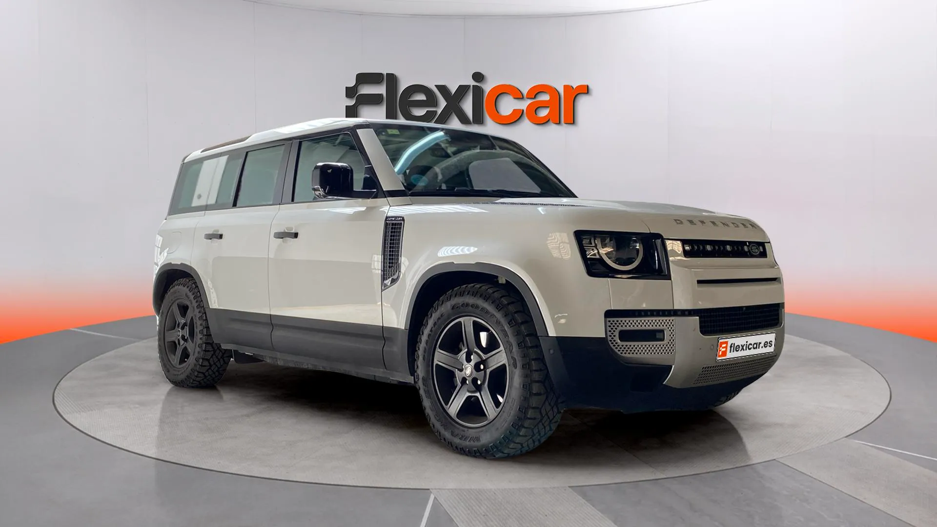 Land Rover Defender 2.0 D200 SD4 HSE 110 Auto 4WD