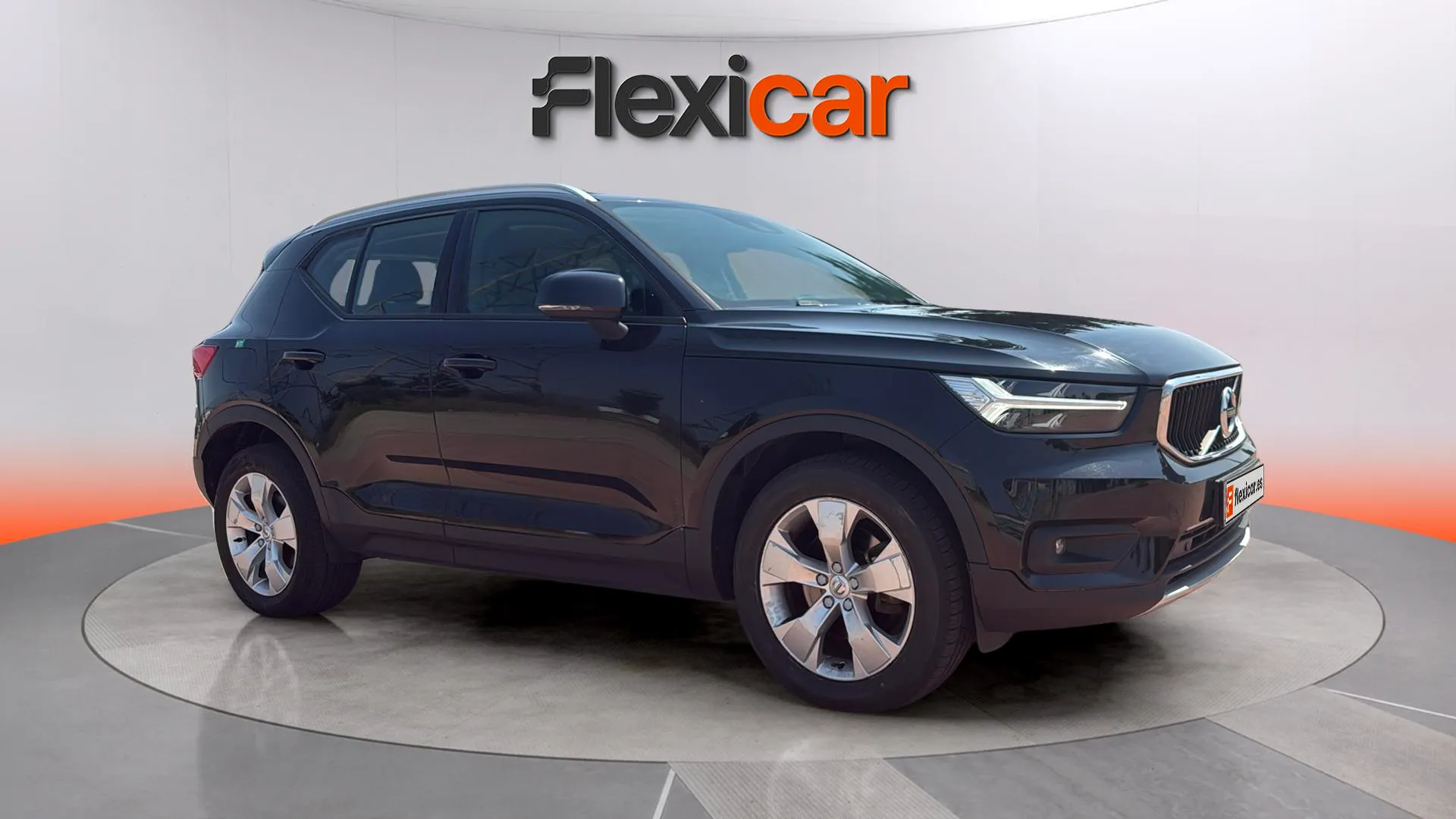 Volvo XC40 2.0 B3 G Momentum Pro Auto
