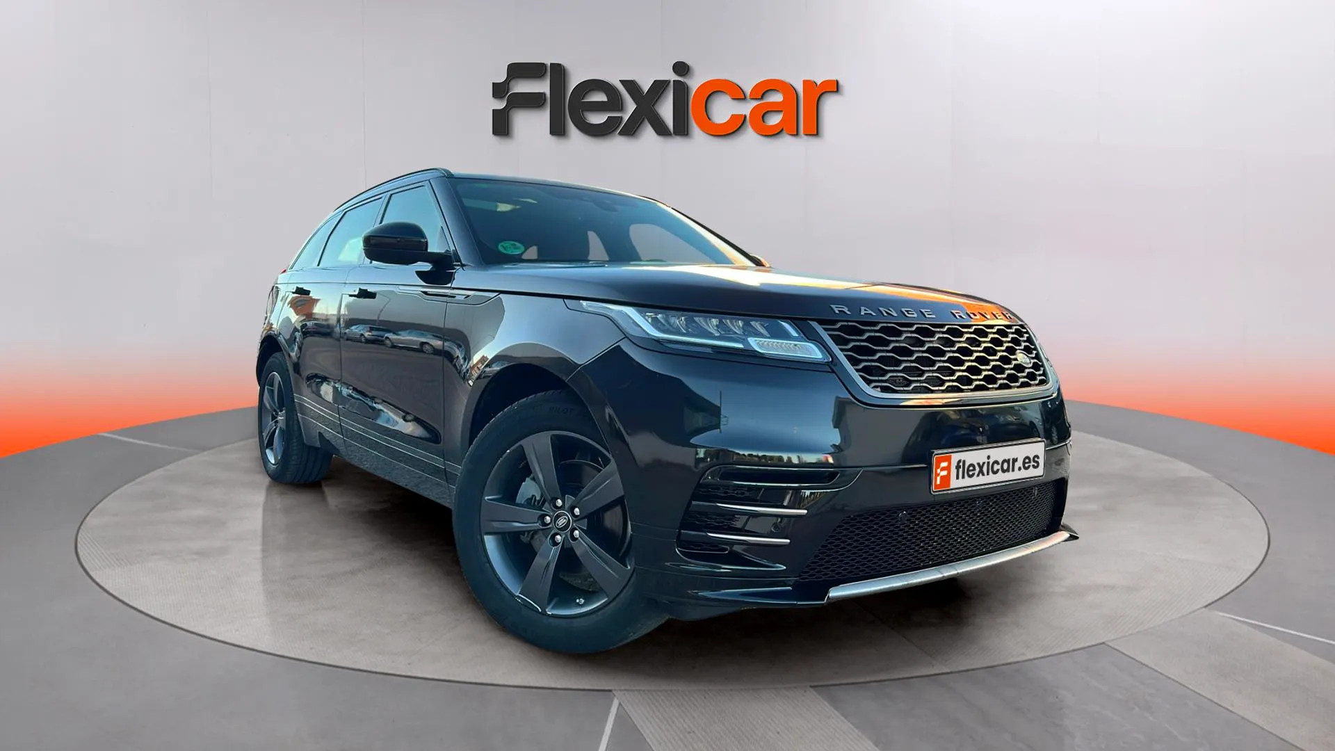 Land Rover Range Rover Velar 2.0 D180 132kW R-Dynamic 4WD Auto