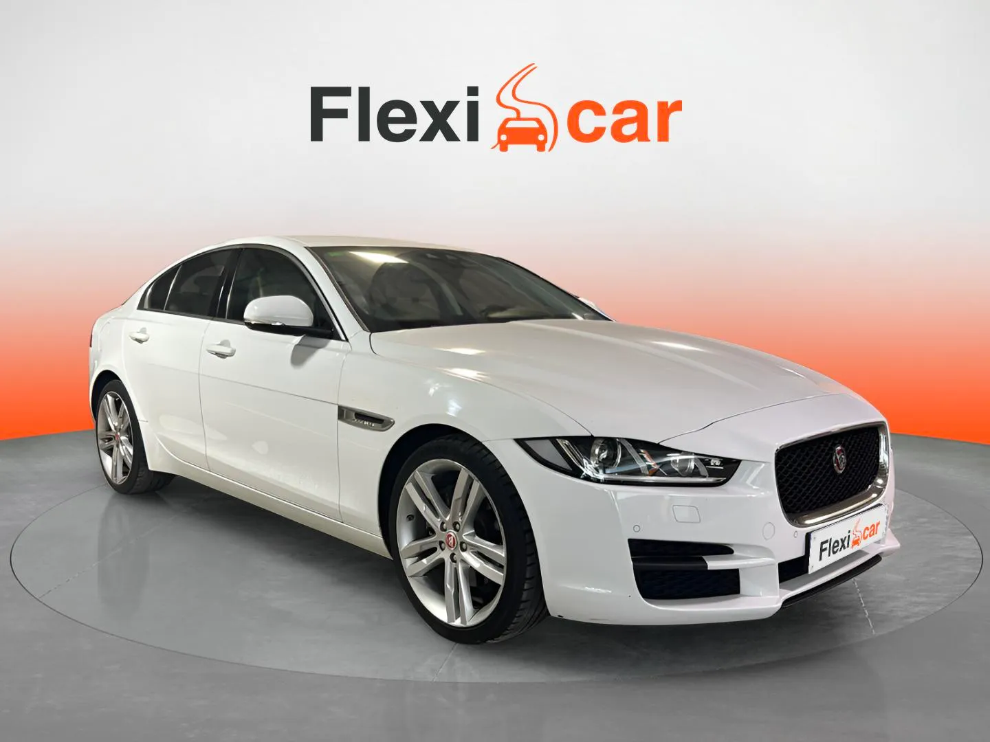 Jaguar XE 2.0 AJ200D Diesel Auto AWD XE Pure