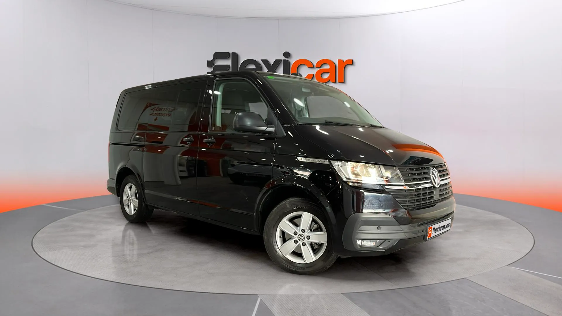 Volkswagen Multivan Largo 2.0 TDI 110kW BMT DSG - 4P 7 Plazas (2021)