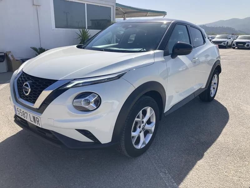 Nissan Juke DIG-T 6MT N-Connecta