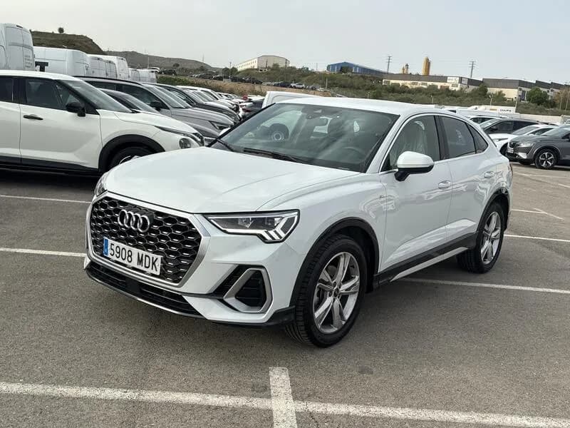 Audi Q3 35 TFSI Stronic SLine