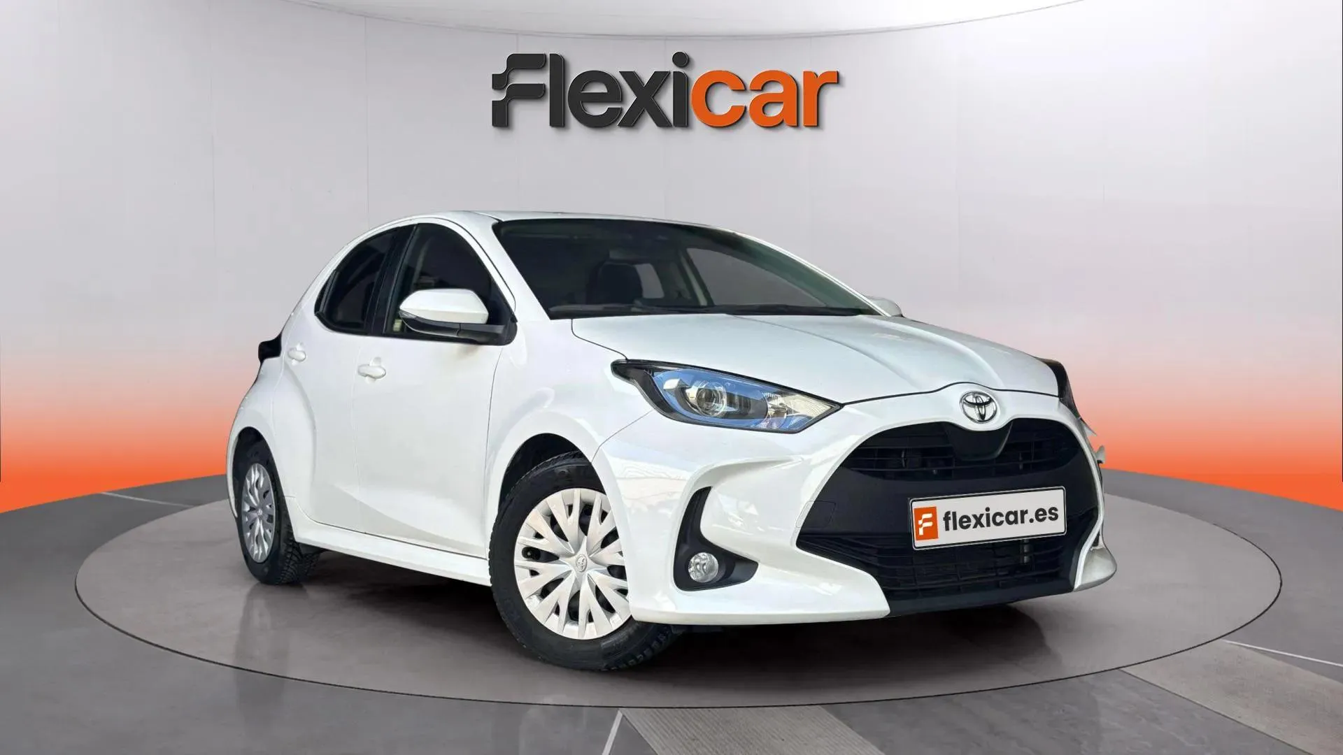 Toyota Yaris COMFORT 72CV - 5P (2023)