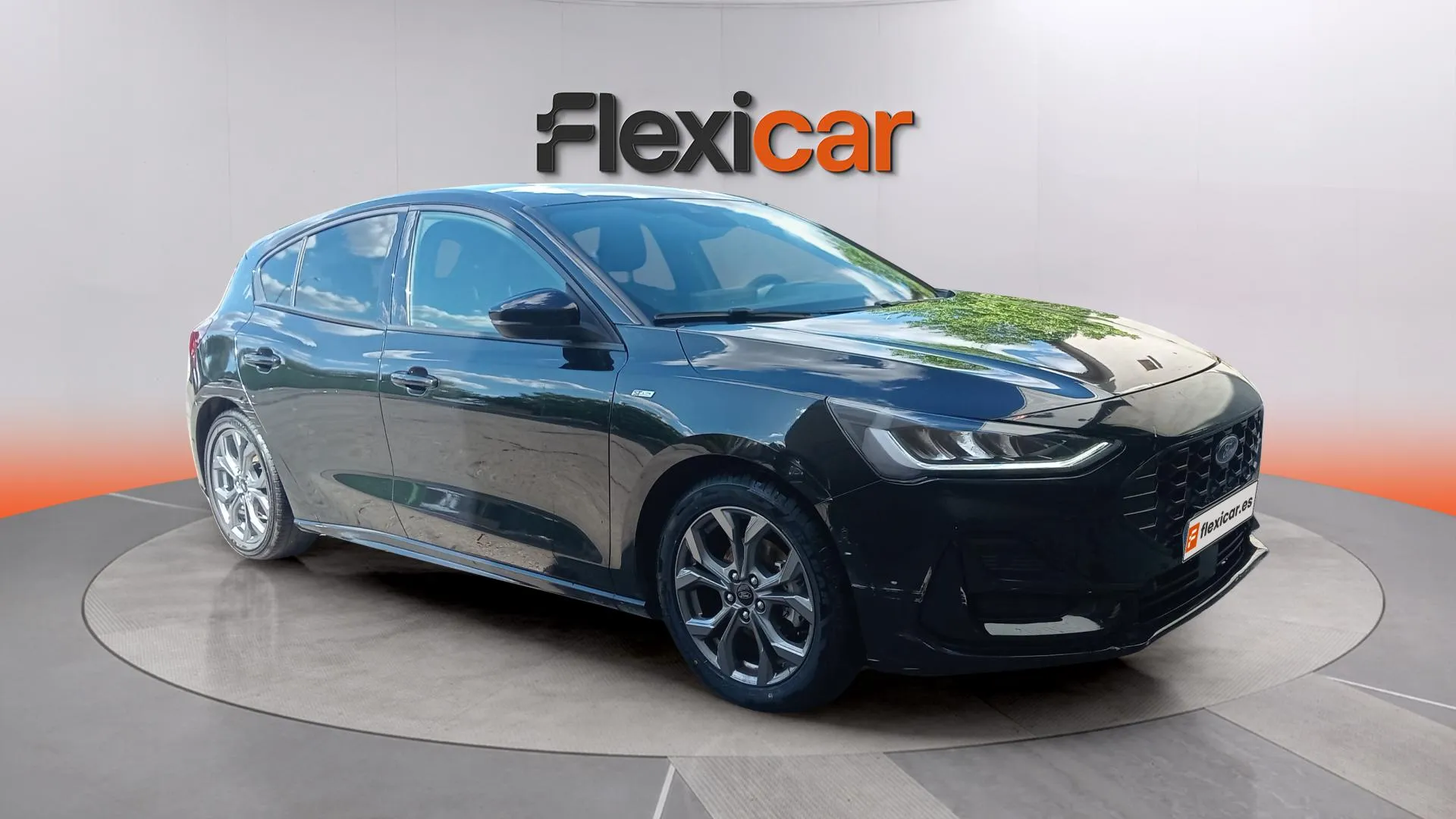 Ford Focus 1.0 Ecoboost MHEV 114kW ST-Line