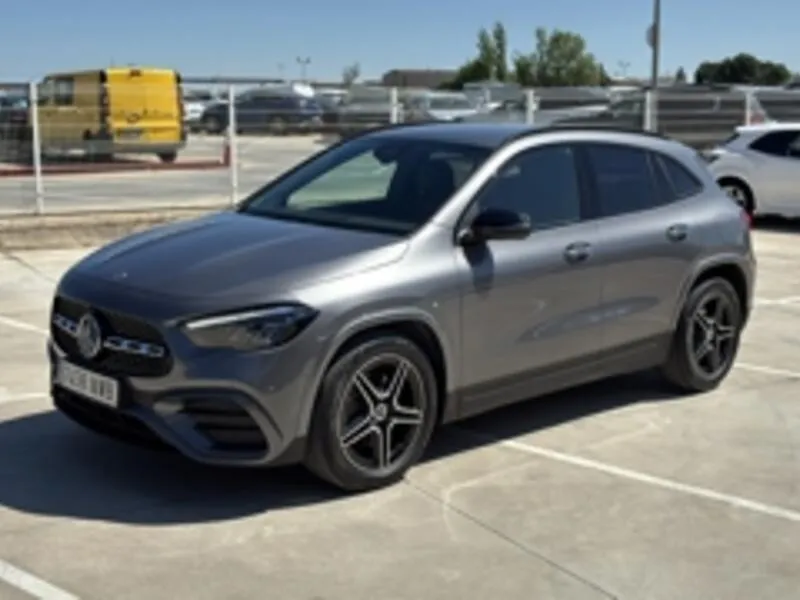 Mercedes-Benz Clase GLA 200 D