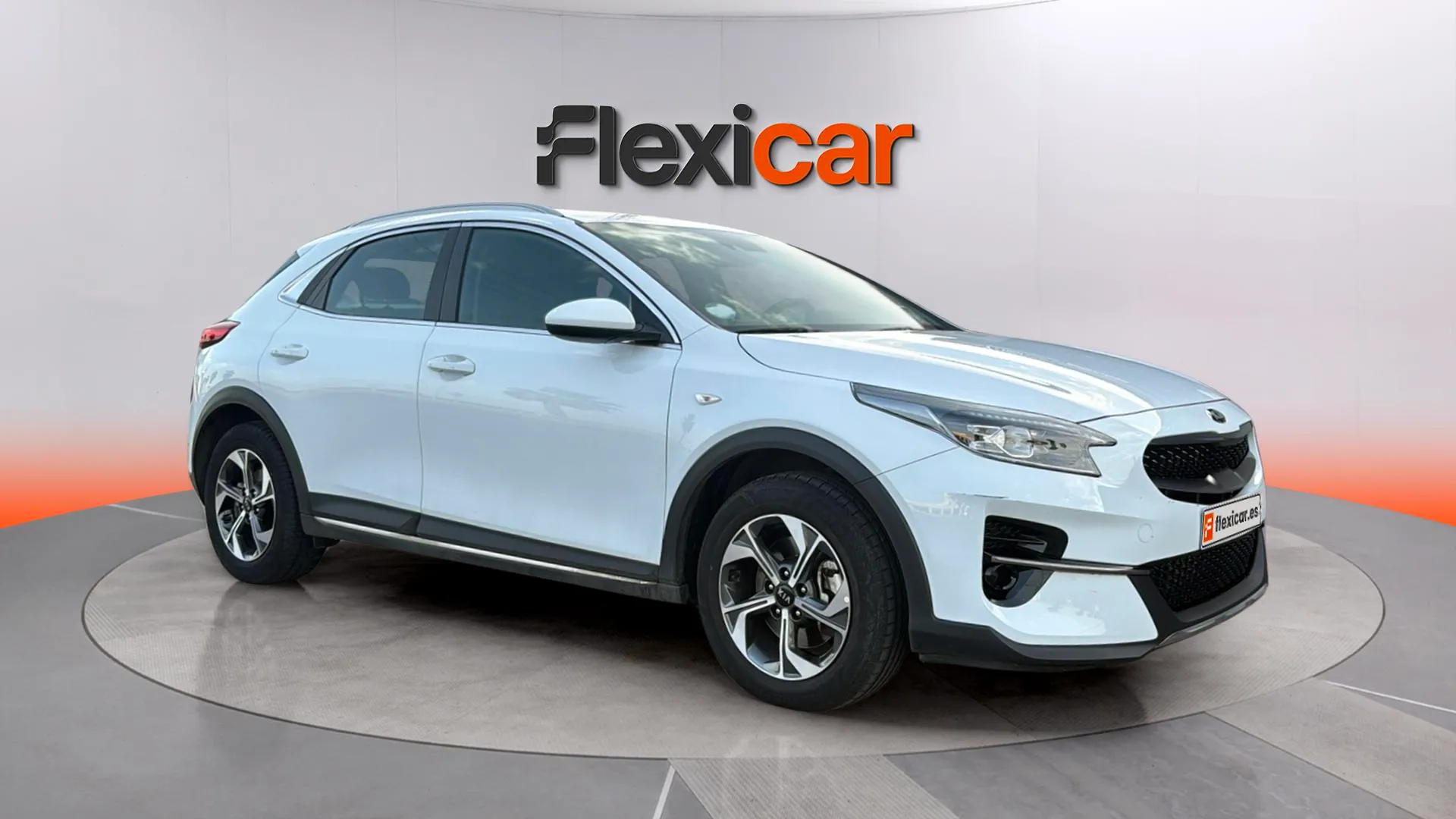 Kia XCeed 1.6 MHEV iMT Concept 85kW (115CV)