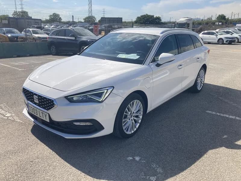 SEAT Leon familiar SP 1.4 e-Hybrid DSG S&S Xcellence Go L