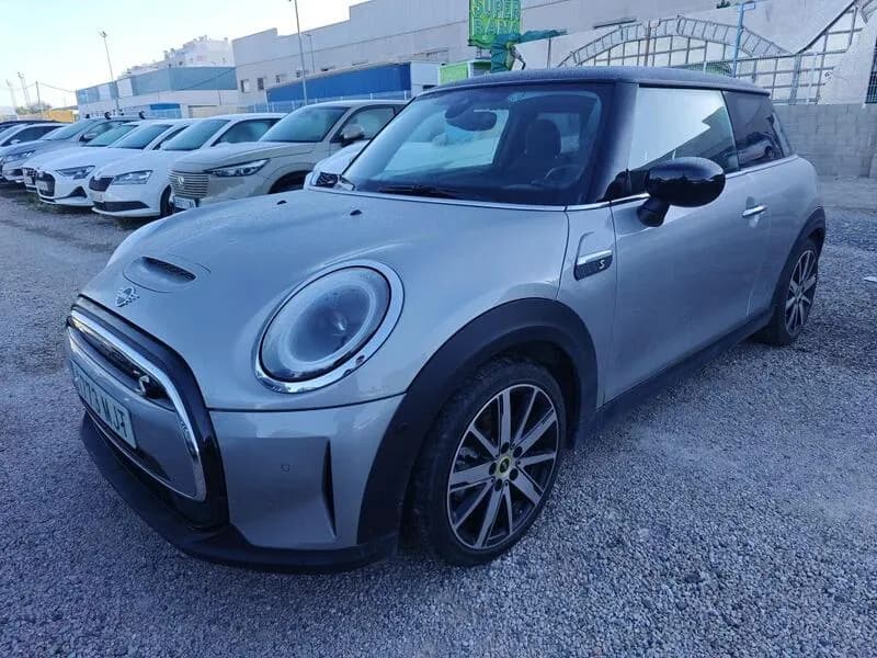 MINI Cooper SE 180 CV 32kWh