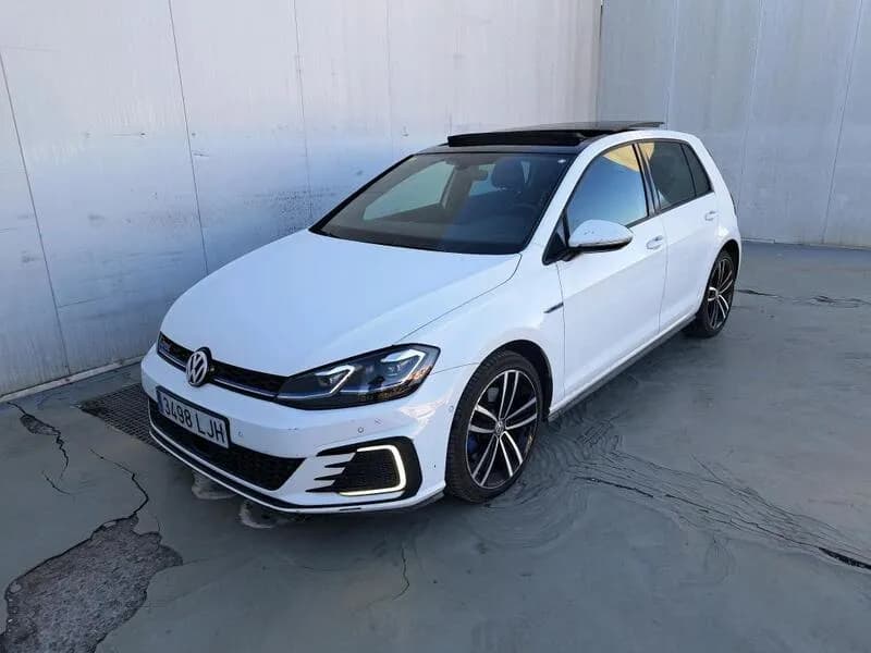 Volkswagen Golf 1.4 TSI e-Power GTE DSG