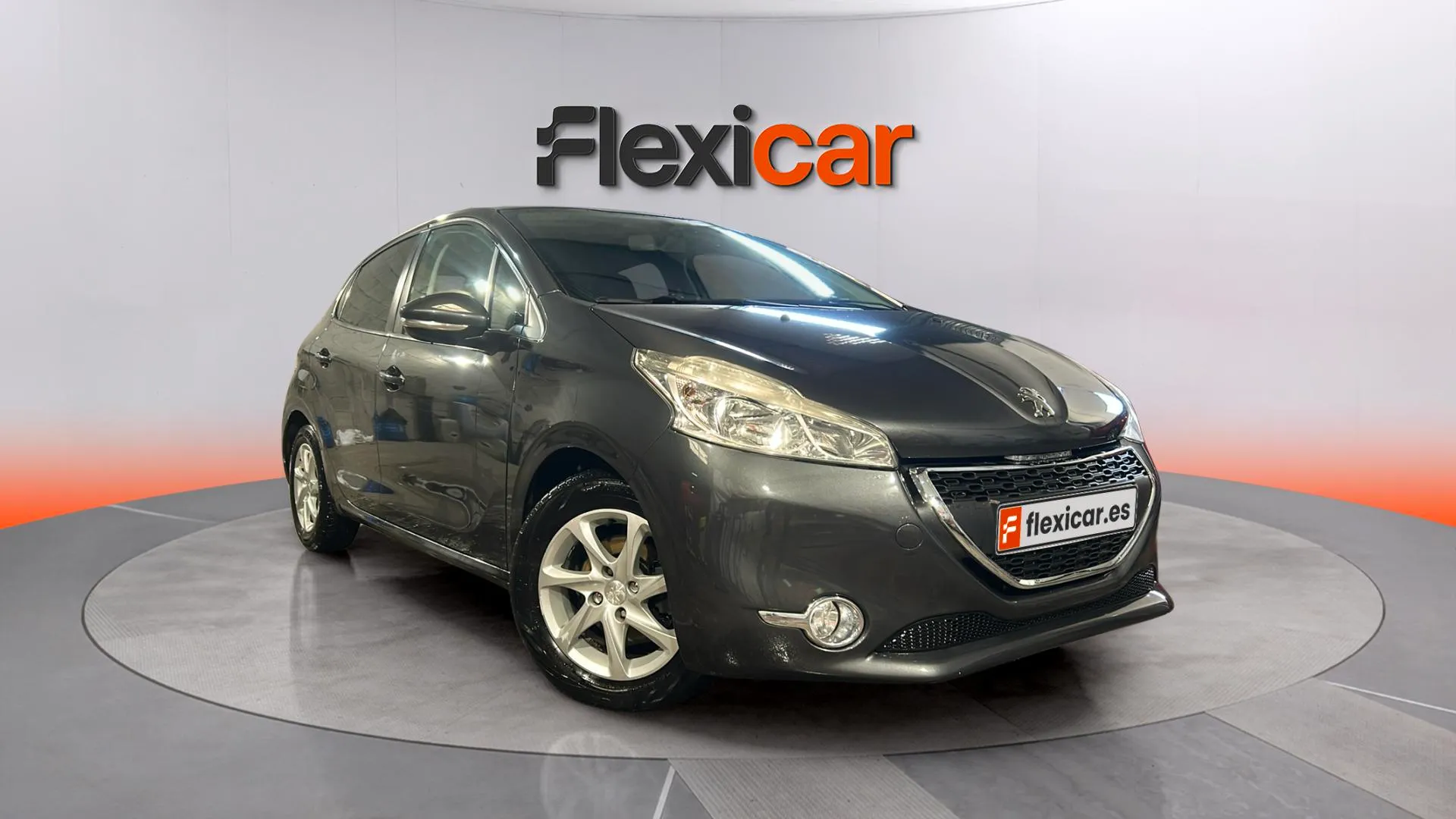 Peugeot 208 5P ALLURE 1.6 e-HDi 92