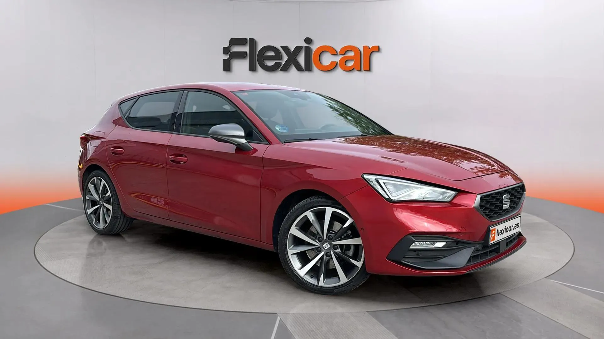 SEAT Leon 1.5 eTSI 110kW DSG-7 S&S FR Launch P L
