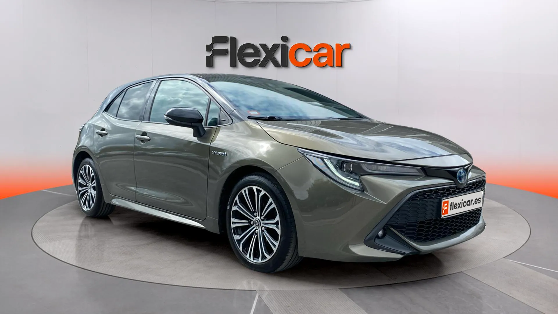 Toyota Corolla 2.0 180H ADVANCE E-CVT