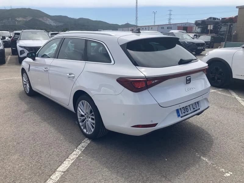 SEAT Leon familiar SP 1.4 e-Hybrid DSG S&S Xcellence Go L