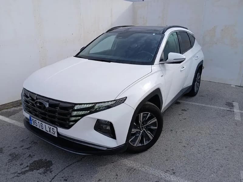 Hyundai Tucson 1.6 CRDI 48V Maxx Sky DCT