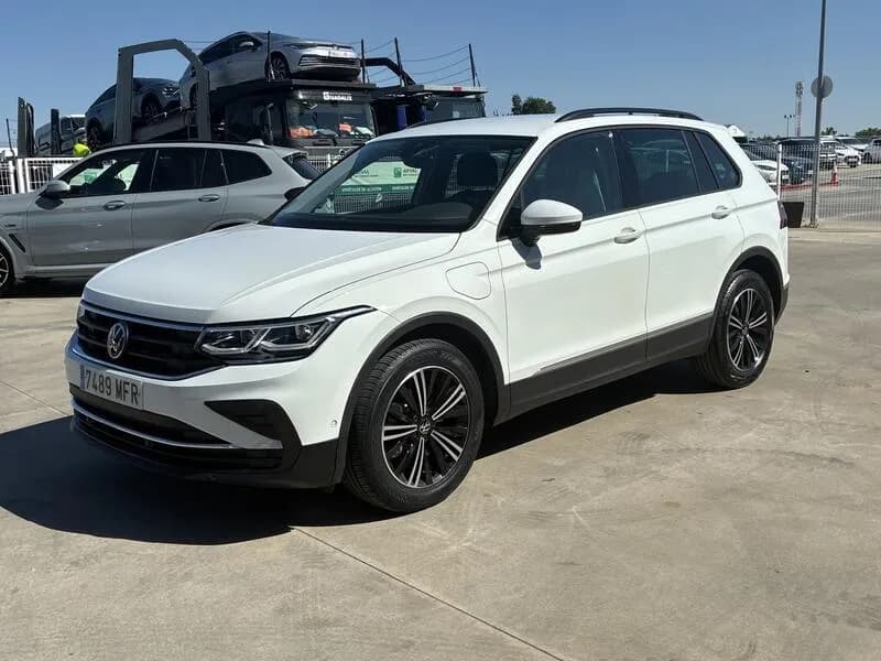 Volkswagen Tiguan 1.4 TSI eHybrid Life