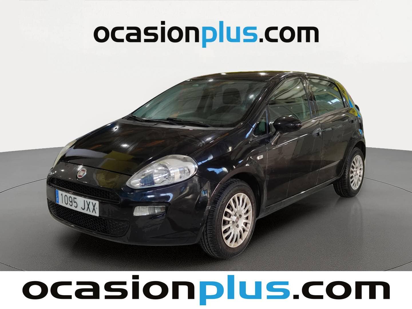 Fiat Punto Fiat Punto 1.2 8v S&S Gasolina Pop (69 CV) - 7400€ en Sevilla
