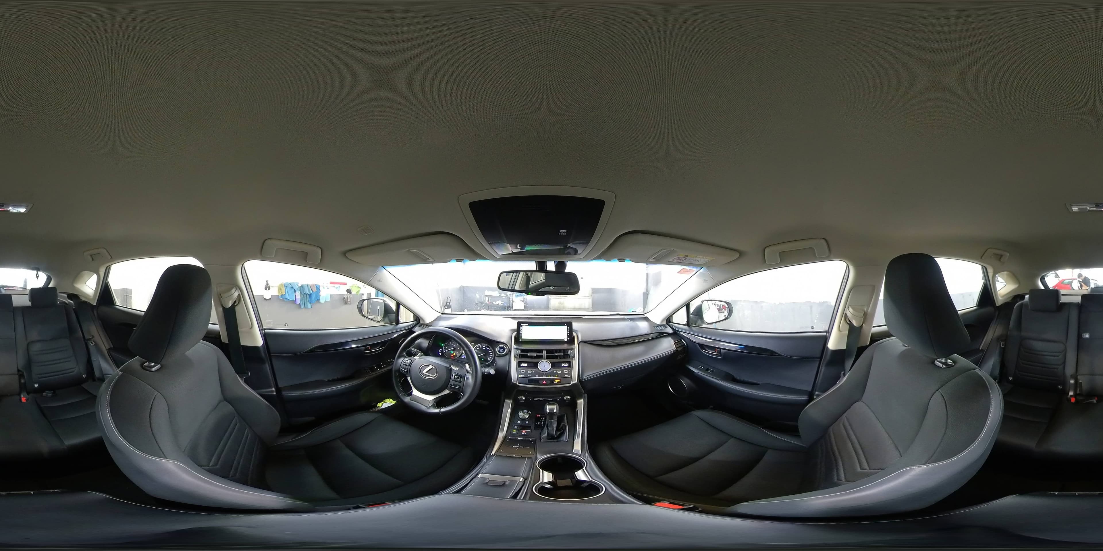 Lexus NX Lexus NX 300h Business 2WD (197 CV) - 26950€ en Granada
