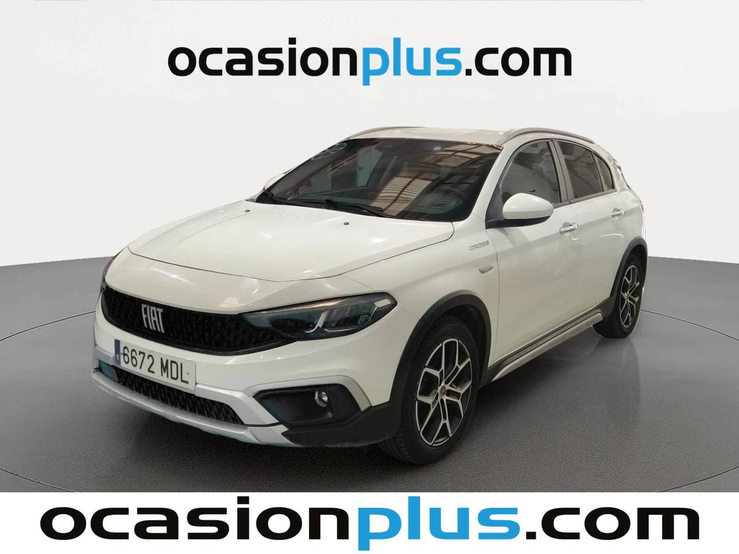 Fiat Tipo Fiat Tipo 1.5 Hybrid Cross DCT (130 CV) - 15200€ en Barcelona