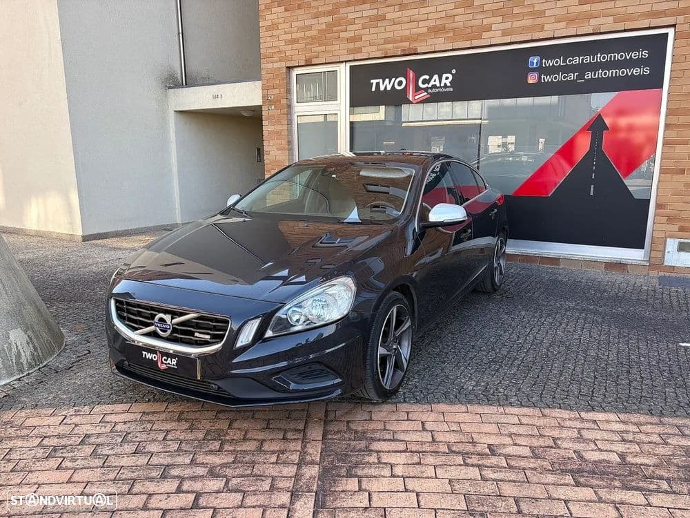 Volvo 1.6 D2 R-Design Momentum